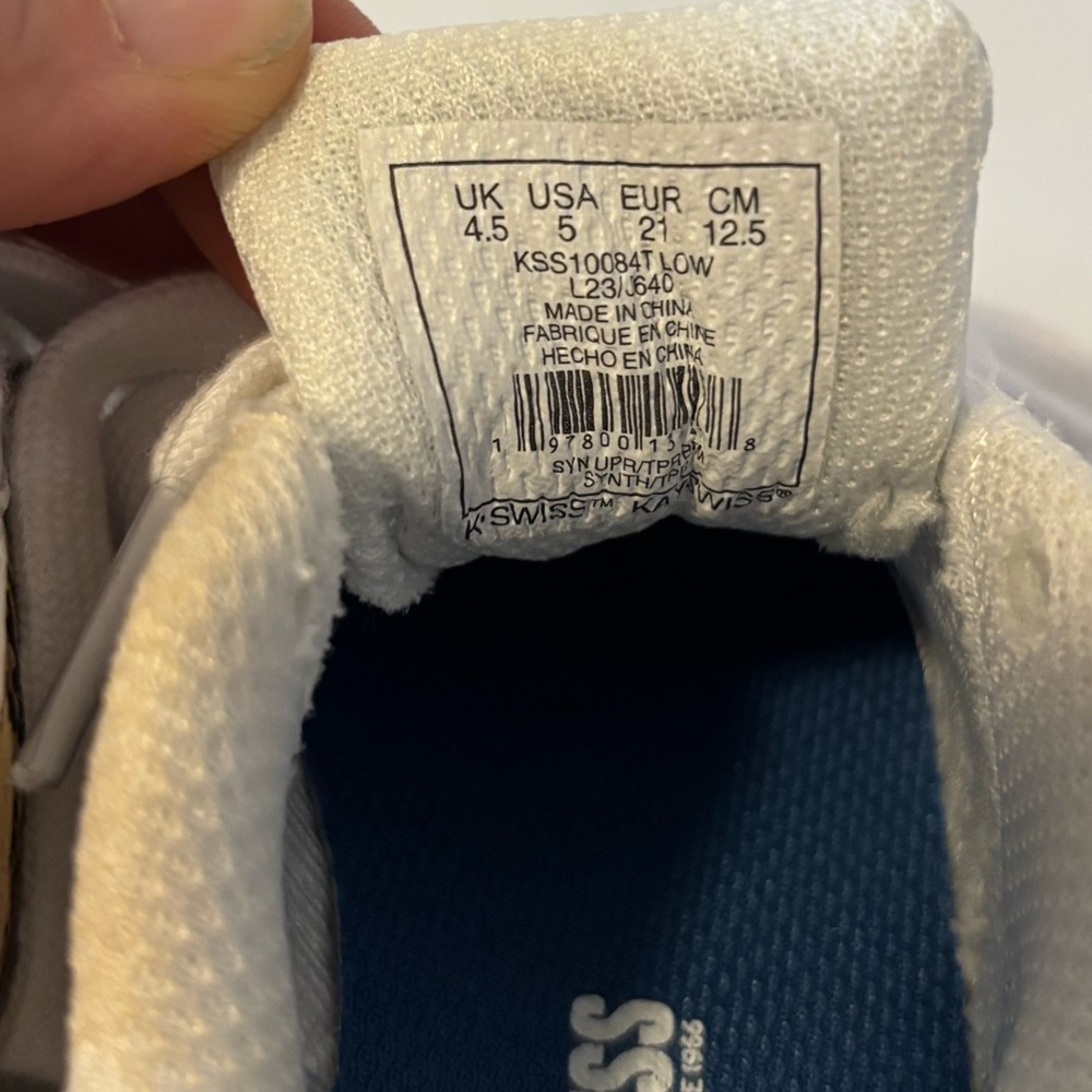 K-Swiss | Kids White and Brown Pattern Sneakers | Size 5 - Picture 5 of 6